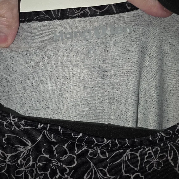 NWT Hang Ten SPF 50 Women's Black and Gray Floral Long Sleeve Tee - Picture 3 of 3